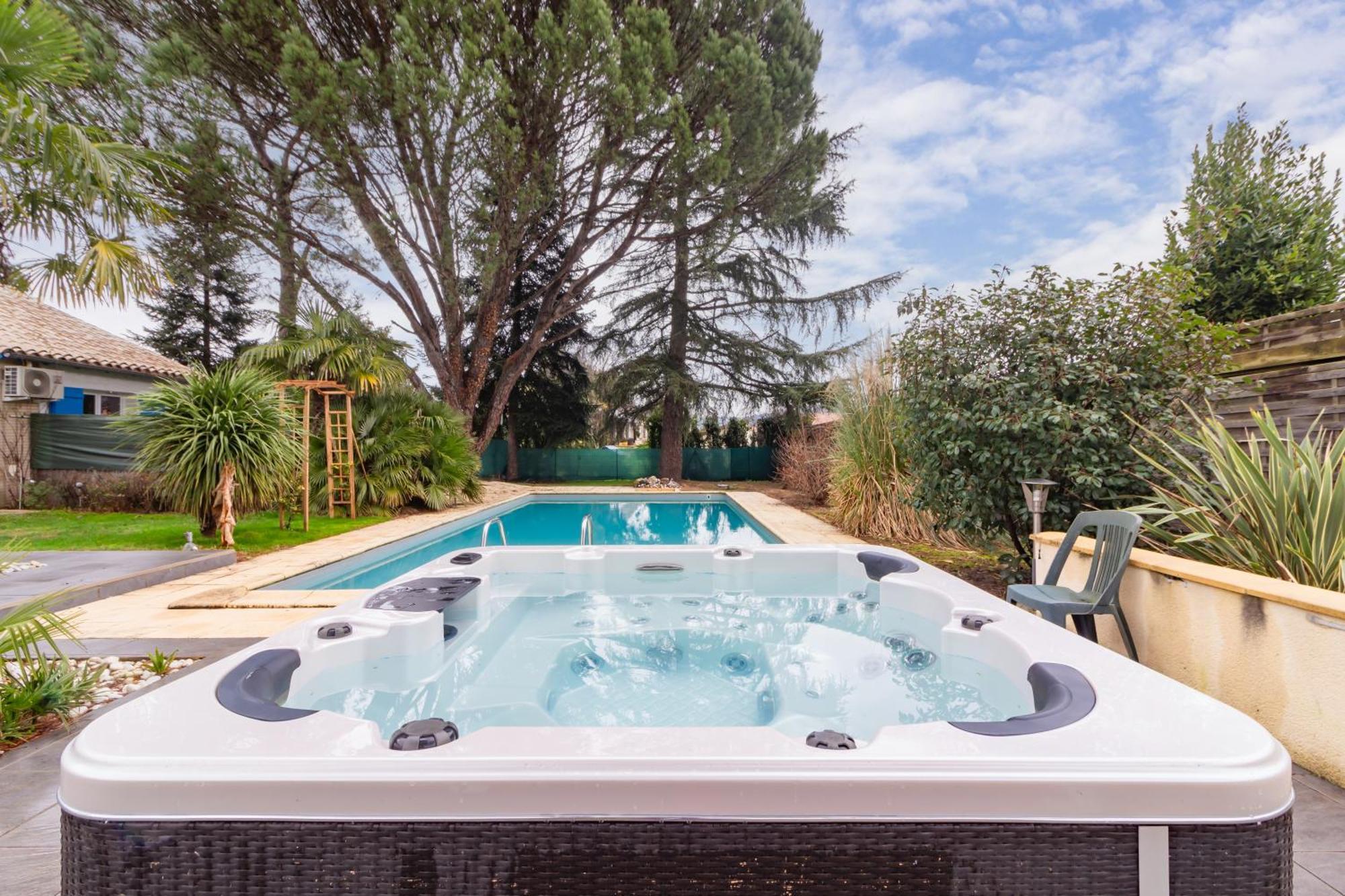 Villa & Spa-Sauna-Piscine-Massages Du "Nirvana Vivant" Biars-sur-Cère 외부 사진
